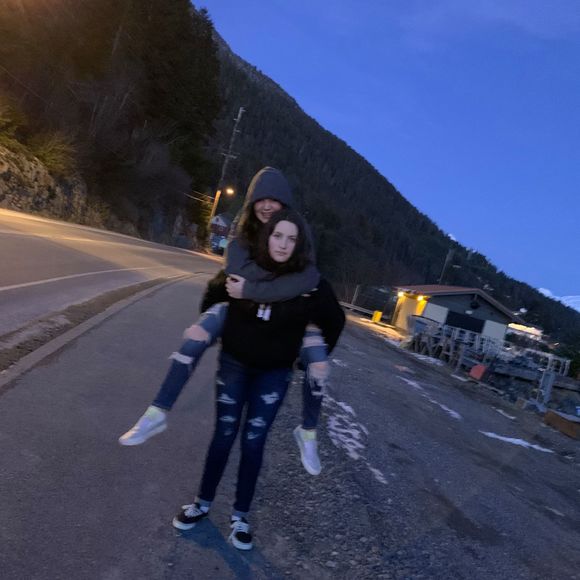 Meet your Posher, Haley - Picture 1 of 1